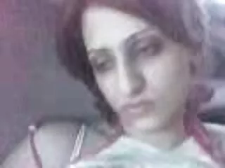 نوجوان عورت ہے ہندی secy ویڈیو بلی کے ساتھ کھیلنے کے مردہ پایا ننگے ویب کیم کے سامنے میں ایک